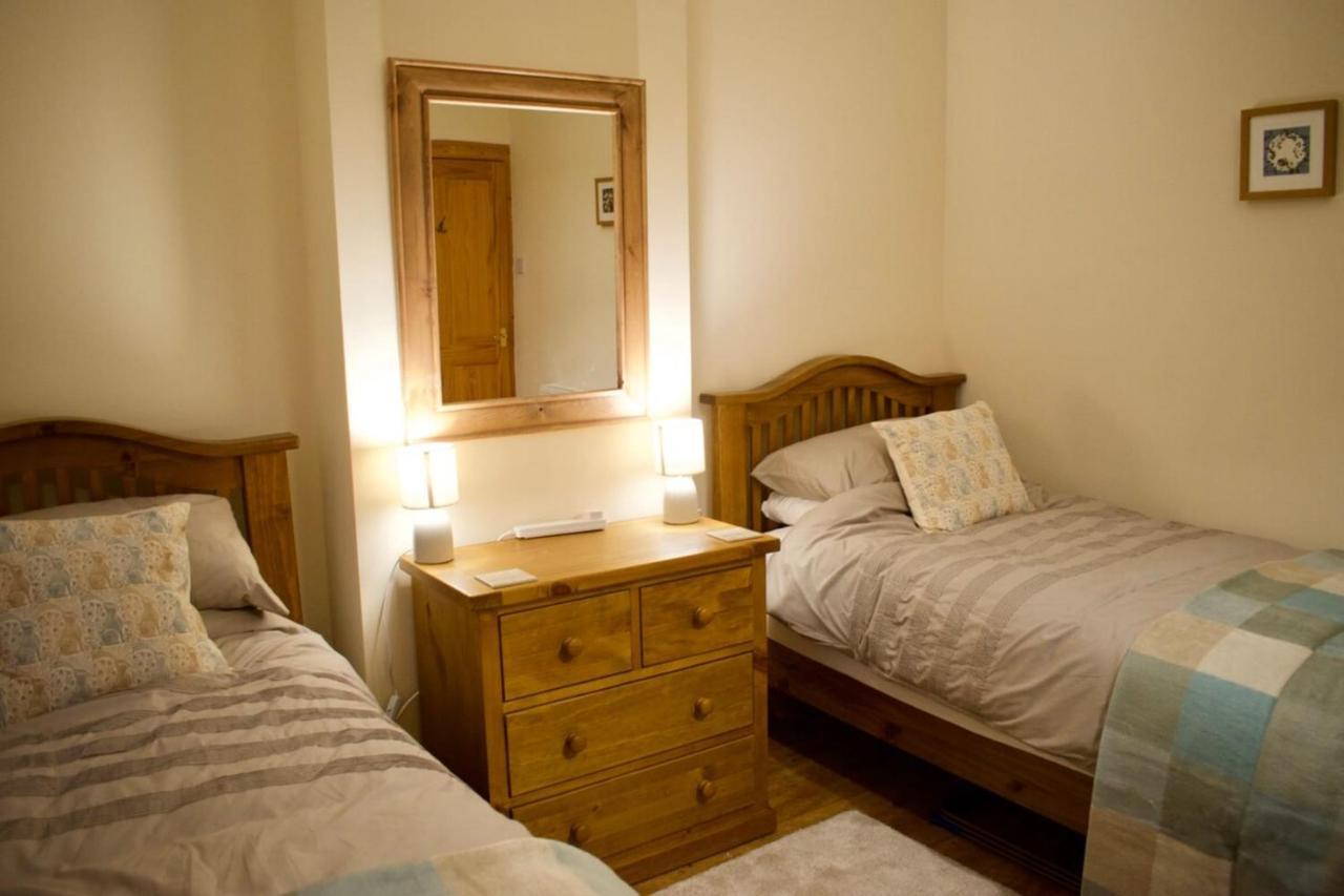 Newly Refurbed Home With Free Parking EDI Exterior foto