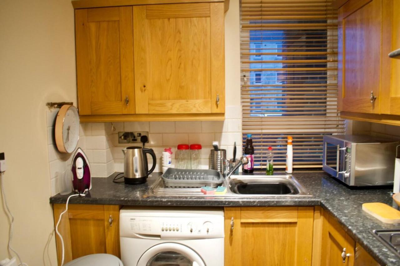 Newly Refurbed Home With Free Parking EDI Exterior foto